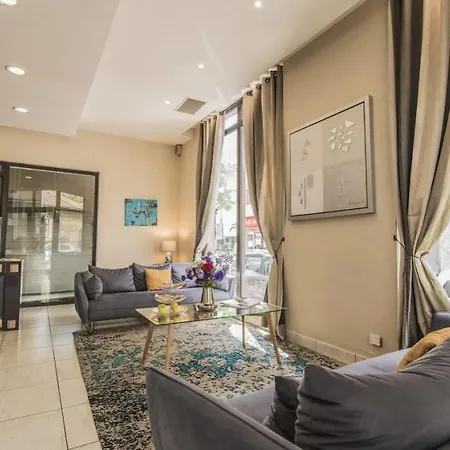 Szálloda Excelsuites 4*