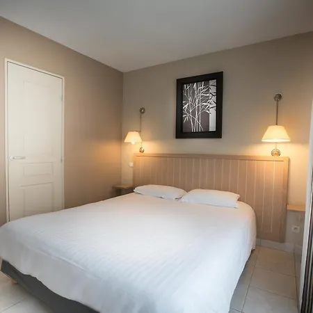 Hotel Excelsuites 4*
