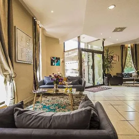 Hotel Excelsuites 4*
